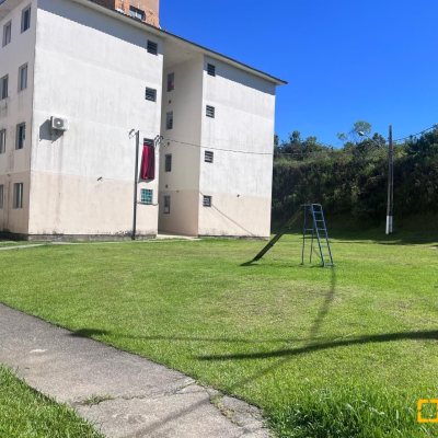 Apartamentos com 53m², 2 quartos, 1 garagem, no bairro Encruzilhada em Biguaçu