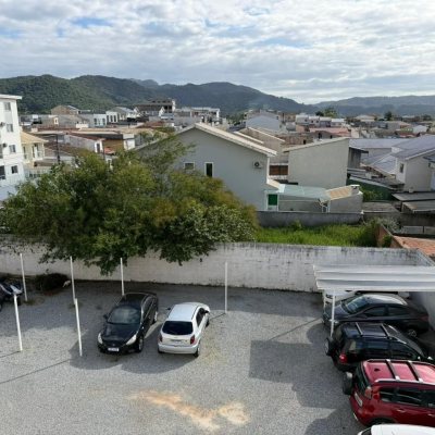 Apartamentos com 63m², 2 quartos, 1 garagem, no bairro Forquilhas em São José