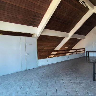 Apartamentos com 81m², 2 quartos, 1 suíte, 1 garagem, no bairro Coqueiros em Florianópolis