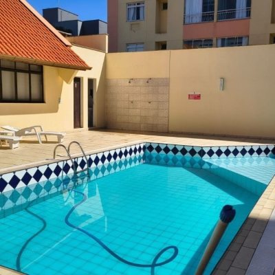 Apartamentos com 81m², 2 quartos, 1 suíte, 1 garagem, no bairro Coqueiros em Florianópolis