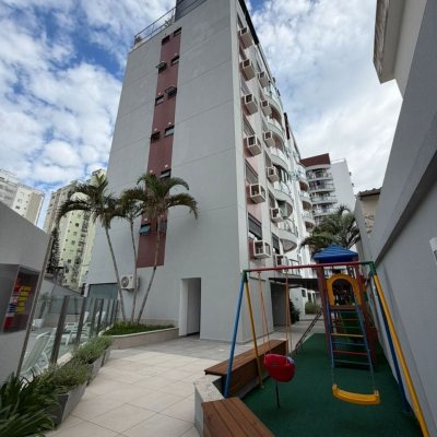 Cobertura com 148m², 3 quartos, 2 suítes, 2 garagens, no bairro Agronômica em Florianópolis