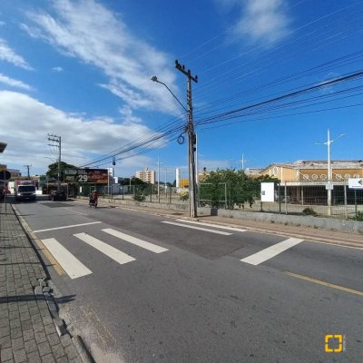 Apartamentos com 55m², 2 quartos, 1 garagem, no bairro Areias em São José