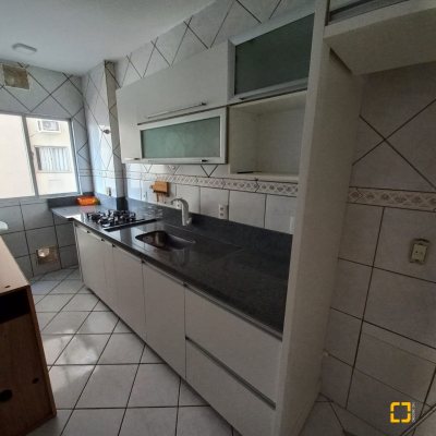 Apartamentos com 55m², 2 quartos, 1 garagem, no bairro Areias em São José