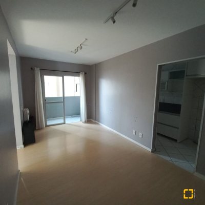 Apartamentos com 55m², 2 quartos, 1 garagem, no bairro Areias em São José