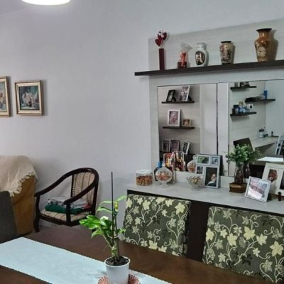 Apartamentos com 101m², 3 quartos, 1 suíte, 1 garagem, no bairro Canto em Florianópolis