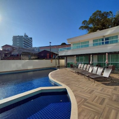 Apartamentos com 77m², 2 quartos, 1 suíte, 2 garagens, no bairro Itacorubi em Florianópolis
