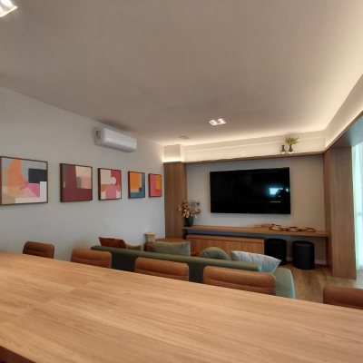 Apartamentos com 77m², 2 quartos, 1 suíte, 2 garagens, no bairro Itacorubi em Florianópolis