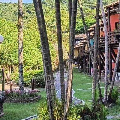 Casa em Condomínio com 73m², 2 quartos, 1 garagem, no bairro Lagoa da Conceição em Florianópolis