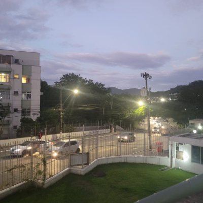 Apartamentos com 57m², 2 quartos, 1 garagem, no bairro Carvoeira em Florianópolis
