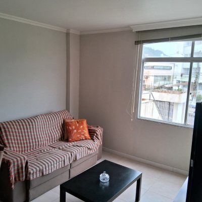 Apartamentos com 57m², 2 quartos, 1 garagem, no bairro Carvoeira em Florianópolis