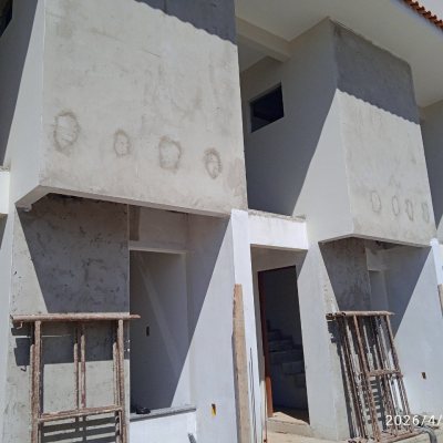 Sobrado Residencial com 72m², 2 quartos, 2 suítes, 1 garagem, no bairro Areias em São José