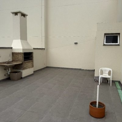 Cobertura com 150m², 3 quartos, 1 suíte, 2 garagens, no bairro Pantanal em Florianópolis