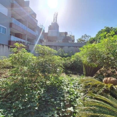 Terreno Comercial/Residencial com 556m², no bairro Jurerê em Florianópolis