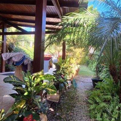 Terreno Comercial/Residencial com 556m², no bairro Jurerê em Florianópolis