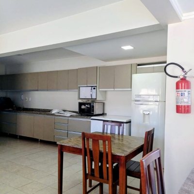 Apartamentos com 92m², 2 quartos (sendo 1 suíte), 1 garagem, no bairro Canto em Florianópolis