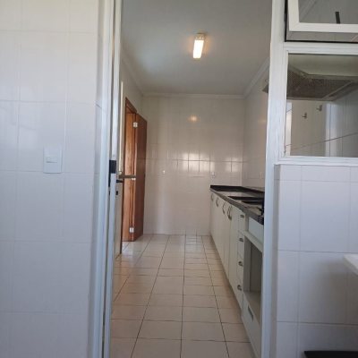 Apartamentos com 92m², 2 quartos, 1 suíte, 1 garagem, no bairro Canto em Florianópolis