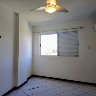 Apartamentos com 92m², 2 quartos, 1 suíte, 1 garagem, no bairro Canto em Florianópolis