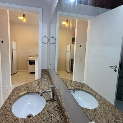 Apartamentos com 42m², 1 quarto, 1 garagem, no bairro Ingleses do Rio Vermelho em Florianópolis