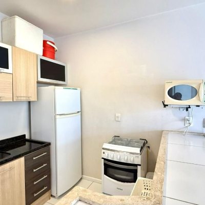 Apartamentos com 42m², 1 quarto, 1 garagem, no bairro Ingleses do Rio Vermelho em Florianópolis