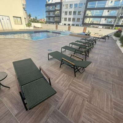 Apartamentos com 42m², 1 quarto, 1 garagem, no bairro Ingleses do Rio Vermelho em Florianópolis