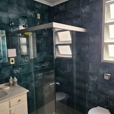 Casa Residencial com 316m², 4 quartos, 2 suítes, 2 garagens, no bairro Estreito em Florianópolis