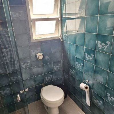 Casa Residencial com 316m², 4 quartos, 2 suítes, 2 garagens, no bairro Estreito em Florianópolis