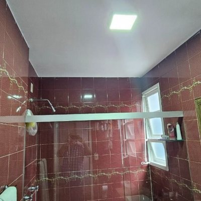 Casa Residencial com 316m², 4 quartos, 2 suítes, 2 garagens, no bairro Estreito em Florianópolis