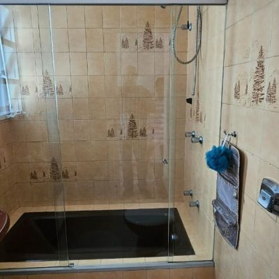 Casa Residencial com 316m², 4 quartos, 2 suítes, 2 garagens, no bairro Estreito em Florianópolis