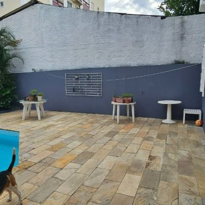 Casa Residencial com 316m², 4 quartos, 2 suítes, 2 garagens, no bairro Estreito em Florianópolis