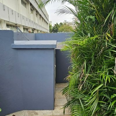 Casa Residencial com 316m², 4 quartos, 2 suítes, 2 garagens, no bairro Estreito em Florianópolis