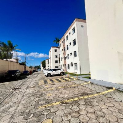 Apartamentos com 56m², 2 quartos, 1 garagem, no bairro Coqueiros em Florianópolis