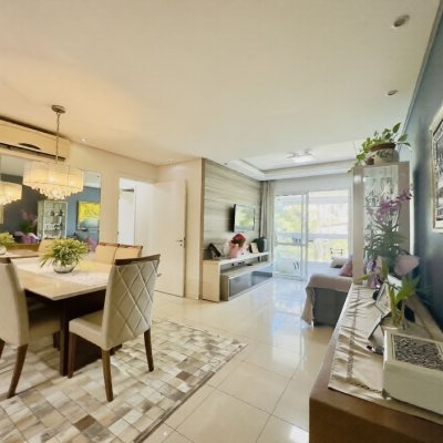 Apartamentos com 89m², 3 quartos, 1 suíte, 2 garagens, no bairro Itacorubi em Florianópolis