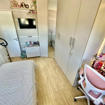 Apartamentos com 89m², 3 quartos, 1 suíte, 2 garagens, no bairro Itacorubi em Florianópolis