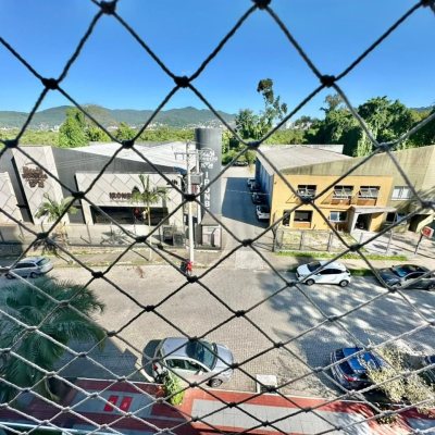 Apartamentos com 89m², 3 quartos, 1 suíte, 2 garagens, no bairro Itacorubi em Florianópolis