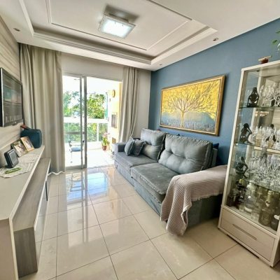 Apartamentos com 89m², 3 quartos, 1 suíte, 2 garagens, no bairro Itacorubi em Florianópolis