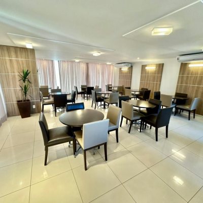 Apartamentos com 89m², 3 quartos, 1 suíte, 2 garagens, no bairro Itacorubi em Florianópolis