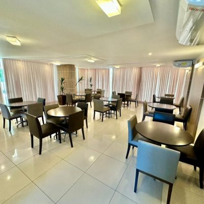 Apartamentos com 89m², 3 quartos, 1 suíte, 2 garagens, no bairro Itacorubi em Florianópolis