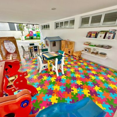 Apartamentos com 89m², 3 quartos, 1 suíte, 2 garagens, no bairro Itacorubi em Florianópolis