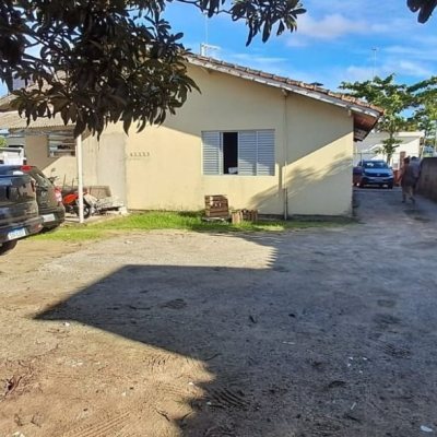 Casa Residencial/Comercial com 128m², no bairro Vargem Grande em Florianópolis