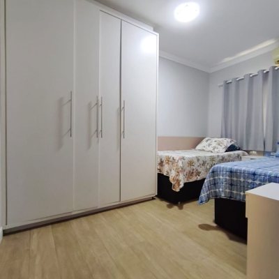 Apartamentos com 58m², 2 quartos, 1 suíte, 1 garagem, no bairro Ingleses do Rio Vermelho em Florianópolis
