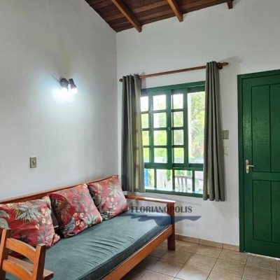 Apartamentos com 61m², 2 quartos, 15 garagens, no bairro Cachoeira Do Bom Jesus em Florianópolis