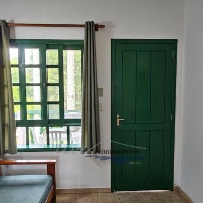 Apartamentos com 61m², 2 quartos, 15 garagens, no bairro Cachoeira Do Bom Jesus em Florianópolis