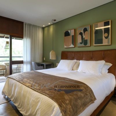 Casa Residencial com 1000m², 6 quartos, 6 suítes, no bairro Ratones em Florianópolis