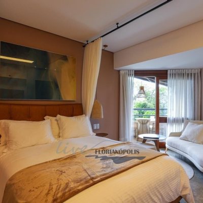 Casa Residencial com 1000m², 6 quartos, 6 suítes, no bairro Ratones em Florianópolis