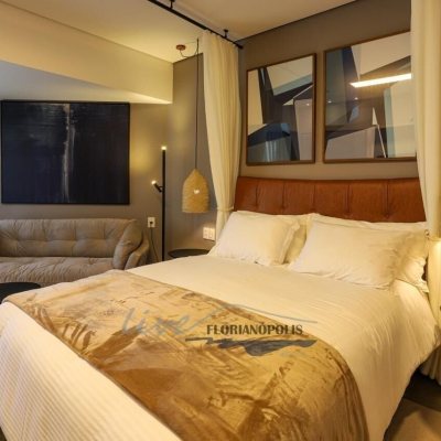 Casa Residencial com 1000m², 6 quartos, 6 suítes, no bairro Ratones em Florianópolis