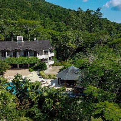 Casa Residencial com 1000m², 6 quartos, 6 suítes, no bairro Ratones em Florianópolis