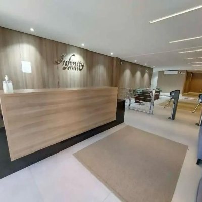 Sala com 26m², 1 garagem, no bairro Itacorubi em Florianópolis