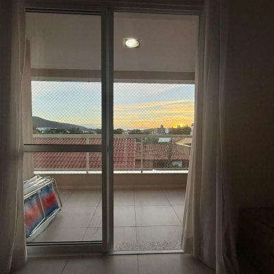 Apartamentos com 80m², 2 quartos (sendo 1 suíte), 1 garagem, no bairro Ingleses do Rio Vermelho em Florianópolis