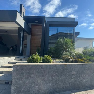 Casa em Condomínio com 183m², 3 quartos, 1 suíte, 2 garagens, no bairro Sertão Do Maruim em São José