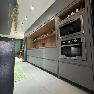 Casa em Condomínio com 183m², 3 quartos, 1 suíte, 2 garagens, no bairro Sertão Do Maruim em São José